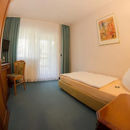 Hotel Parkhotel 3*