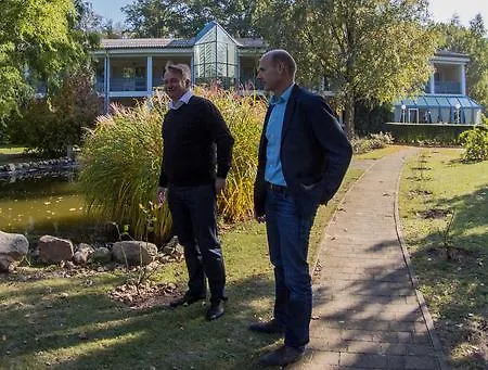 Parkhotel 3* Schoenewalde